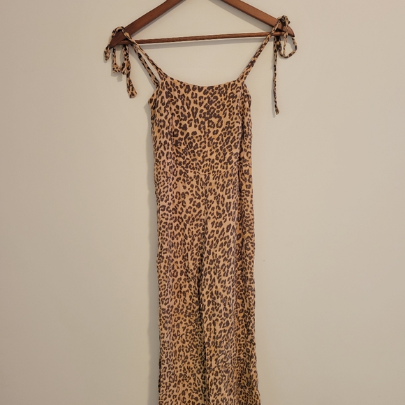 Leopard Print Romper - Picture 3 of 5